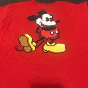 Disney boy/girl shirt - Size 6/7